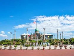 Tickets to Cruise on Tasik Putrajaya